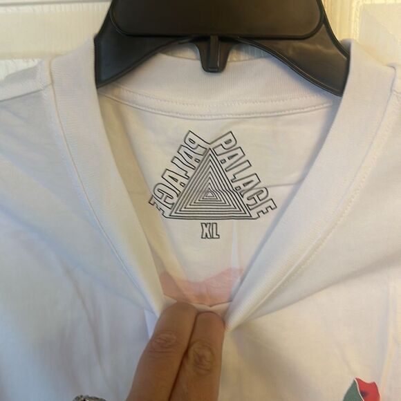 Palace Men's Tri-Ferg T-Shirt Crewneck Short Sleeve White Size X Large - Picture 5 of 6